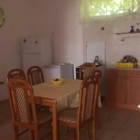 Rozsa Vendeghaz Gasthof